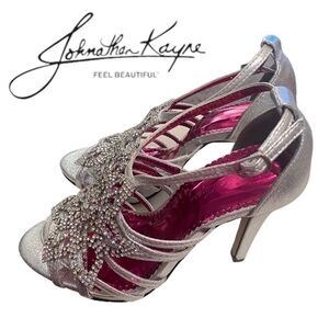 JONATHAN KAYNE Stella Women's Silver Jeweled Star Heels NEW 6.5